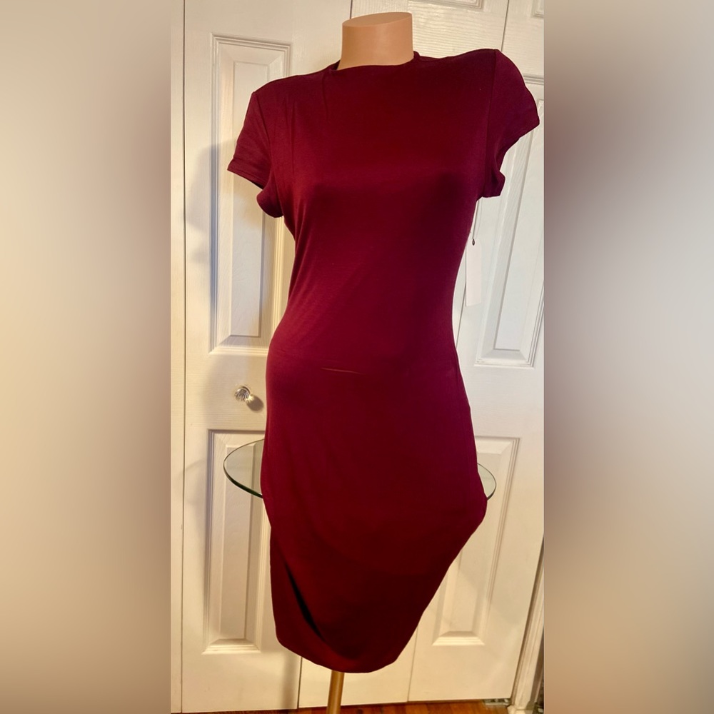 Stella Luce NWT high neck cap sleeve, sleeveless, bodcon midi dress, burgundy L